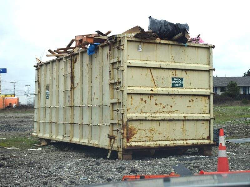 Construction debris removal in Chino, CA